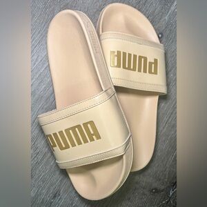 Puma Pale Yellow Slides with Gold Logo Women’s 8
